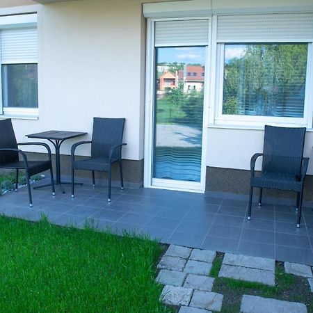 Ferienwohnung Pisztacia Apartman Erlau Exterior foto
